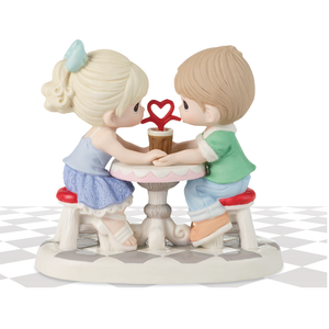 Precious Moments Hallmark Exclusive Couple Sharing Drink Every Moment is Sweeter with You Figurine 5.5"